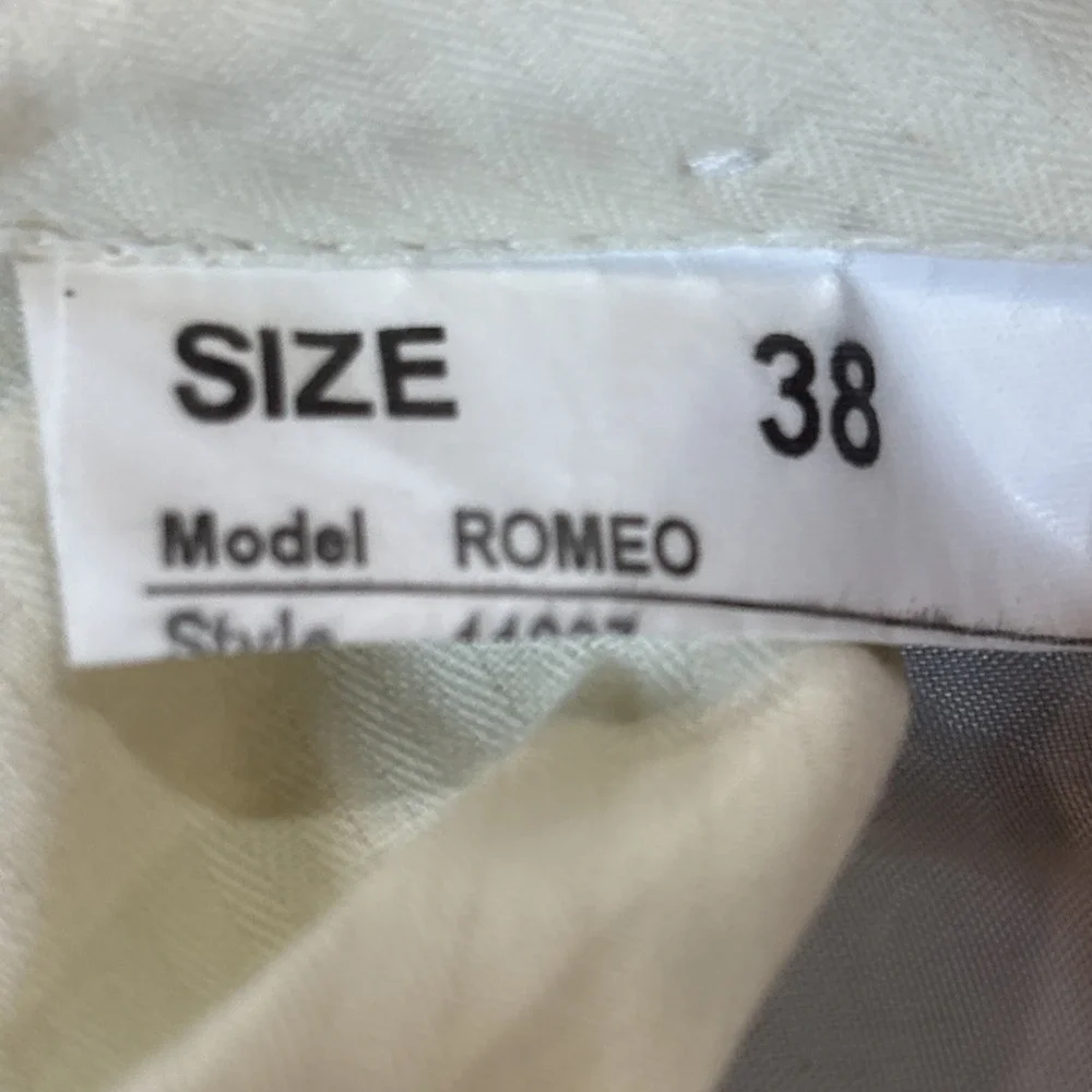 Santorelli Romeo Tan Flat Front 100%‎ Virgin Wool Dress Pants Men's 38